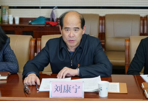 15743984975dd76a2190f56.jpg 对标党章党规找准差距 确保检视问题深刻到位——“不忘初心、牢记使命”主题教育简报第77期_Page4_Image2.jpg